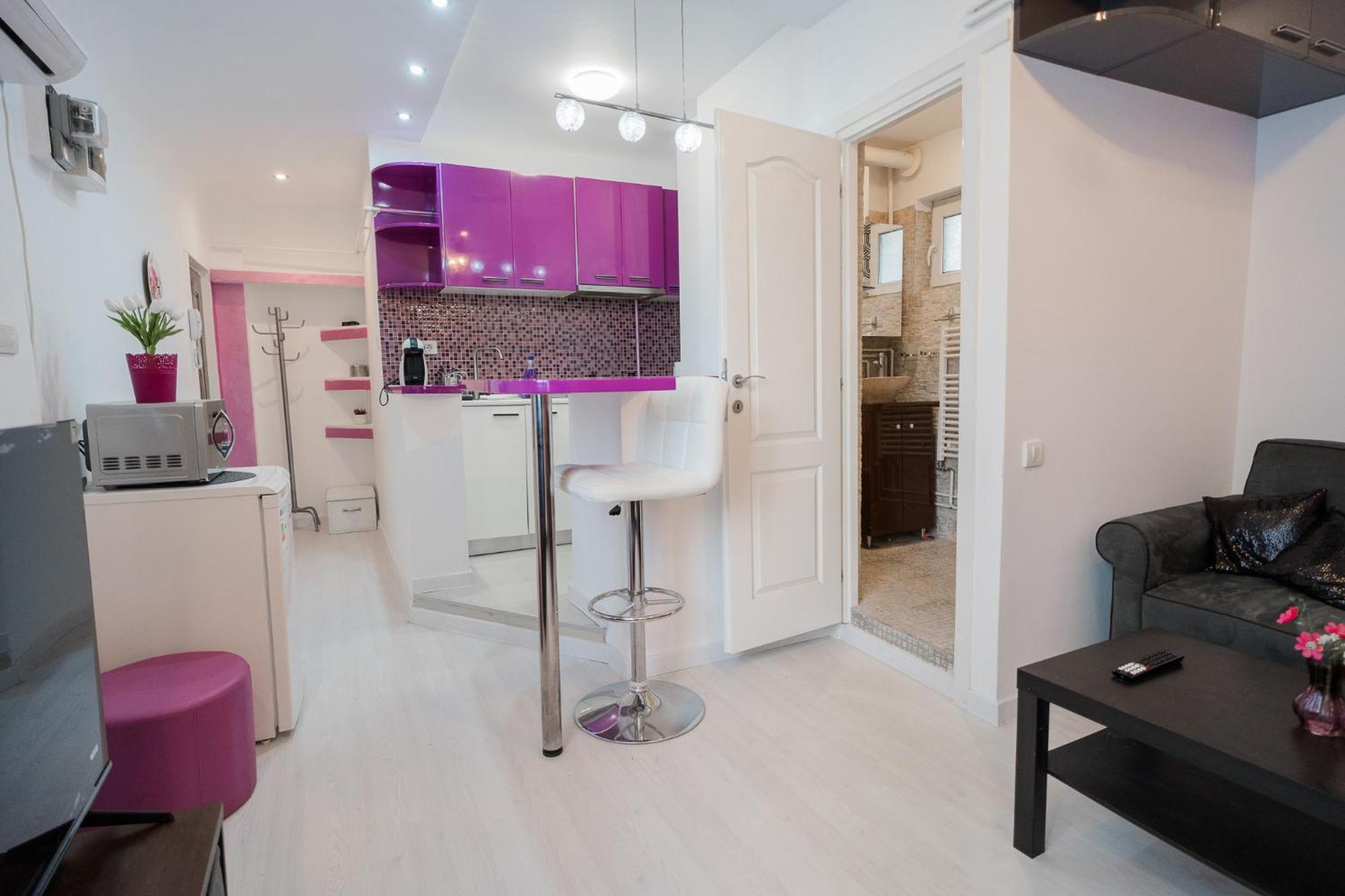 Ultra Central White & Lila Studio Bucureşti Eksteriør bilde