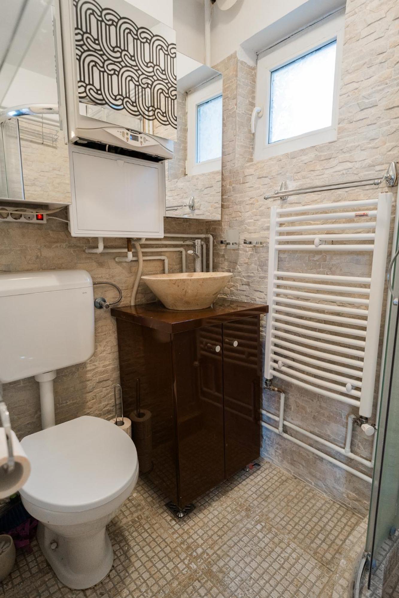 Ultra Central White & Lila Studio Bucureşti Eksteriør bilde